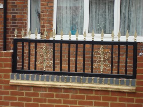 More wall iron railings